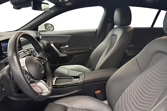 Mercedes-Benz CLA250 e 12 of 21