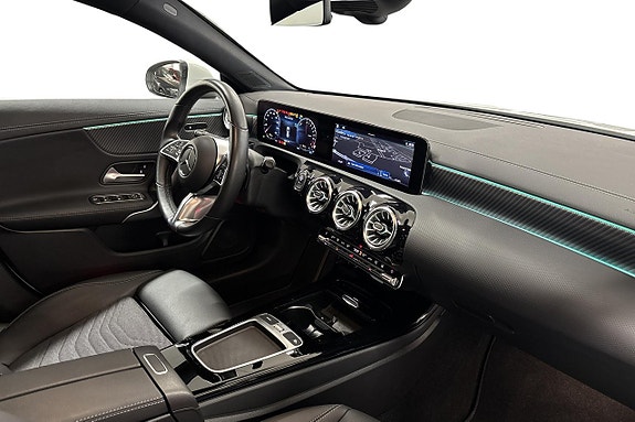 Mercedes-Benz CLA250 e 10 of 21