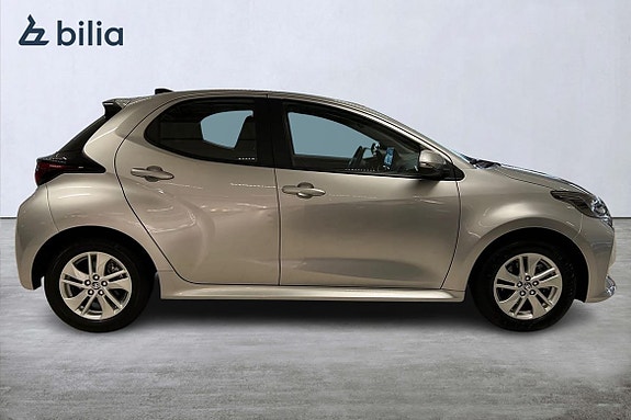 Toyota Yaris 16 of 18