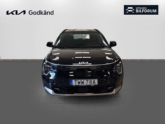 Kia Niro 2 of 16