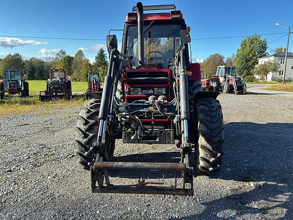 Traktor med lastare CASE INT 745 AXL 2 of 6