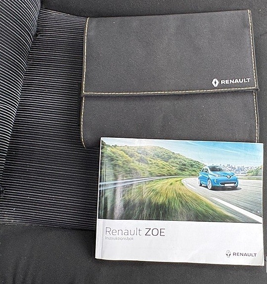 Renault Zoe 8 of 9