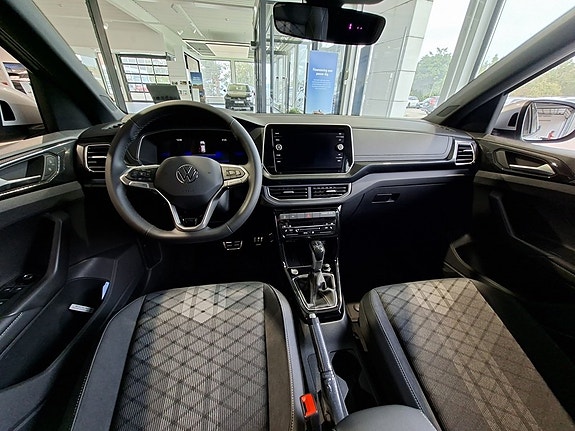 Volkswagen T-Cross 6 of 6