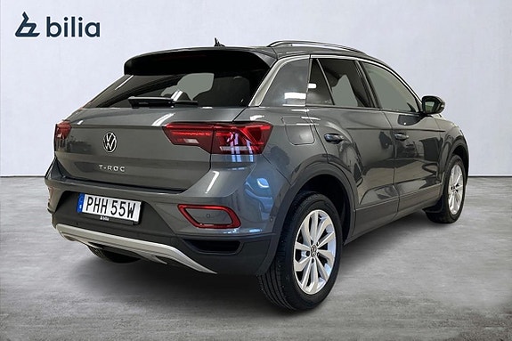 Volkswagen T-Roc 14 of 16