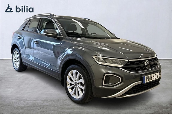 Volkswagen T-Roc 15 of 16