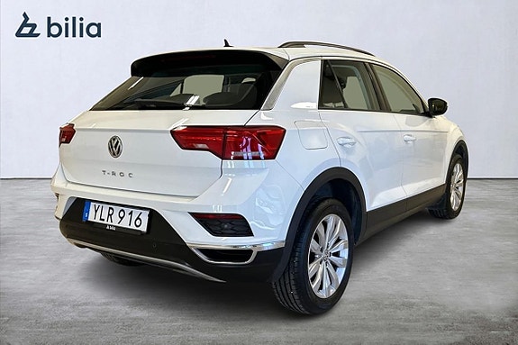 Volkswagen T-Roc 14 of 16