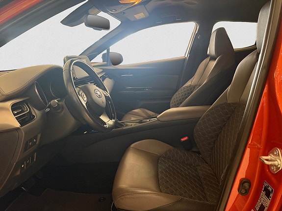 Toyota C-HR 7 of 20