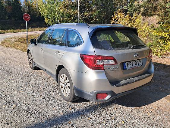 Subaru Outback 3 of 5