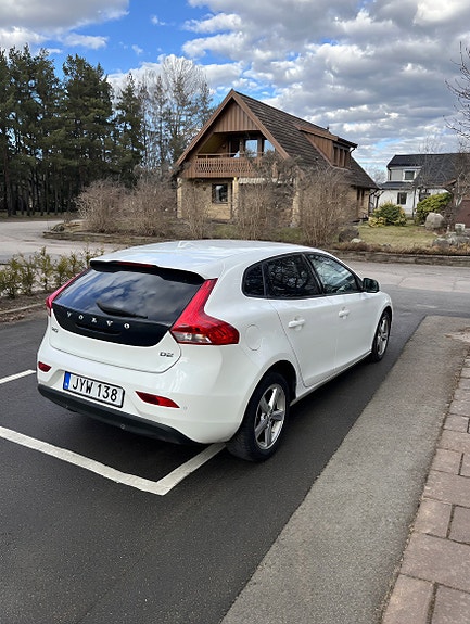 Volvo V40 5 of 5