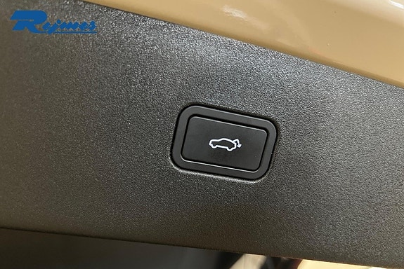 Volvo EX30 6 of 21