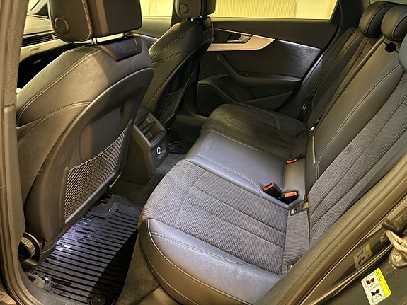 Audi A4 26 of 29