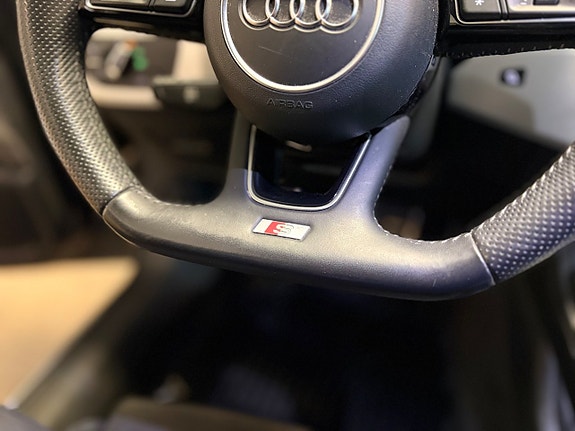 Audi A4 11 of 29