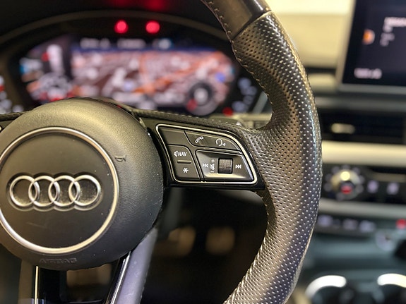 Audi A4 10 of 29