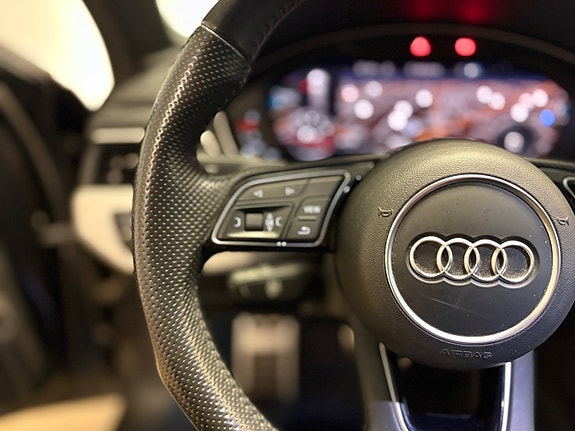 Audi A4 9 of 29