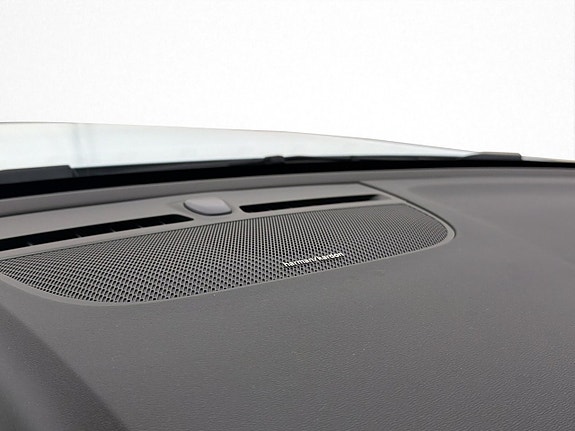 Volvo C40 15 of 30
