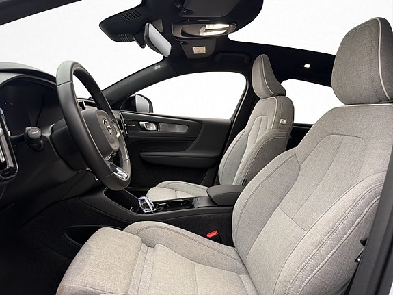 Volvo C40 12 of 30