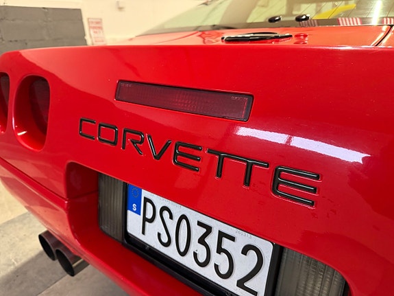 Chevrolet Corvette 21 of 30