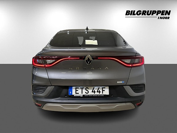 Renault Arkana 5 of 16