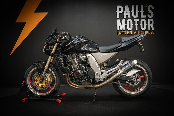 Kawasaki Z1000 7 of 12