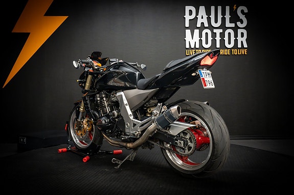 Kawasaki Z1000 6 of 12