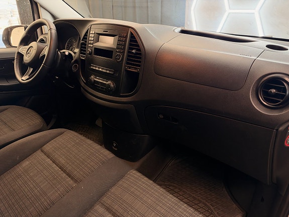 Mercedes-Benz Vito 114 9 of 16