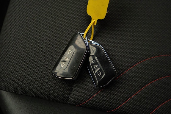 Volkswagen ID.4 GTX 23 of 24