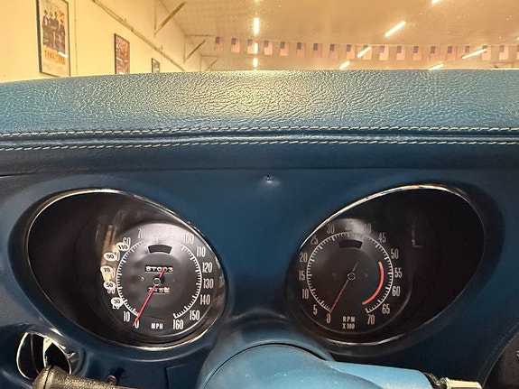 Chevrolet Corvette 30 of 30