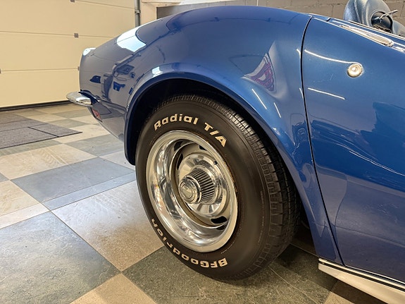 Chevrolet Corvette 19 of 30
