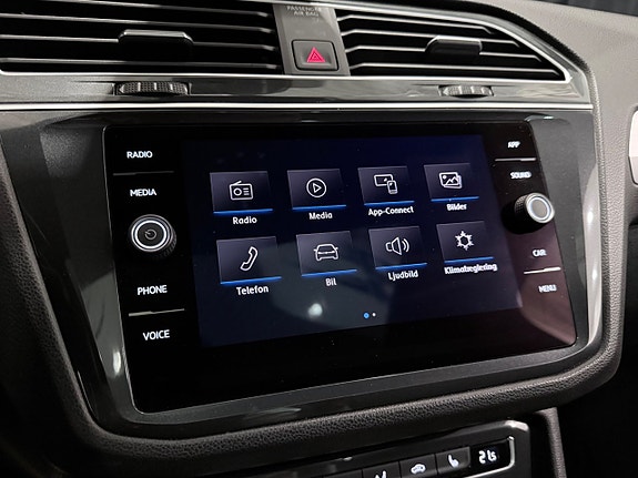 Volkswagen Tiguan 30 of 30