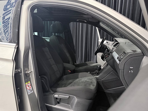 Volkswagen Tiguan 13 of 30