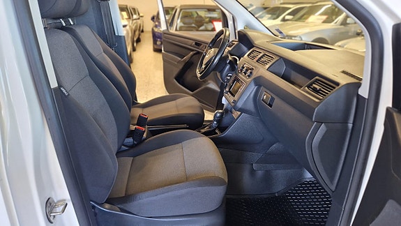 Volkswagen Caddy 13 of 19