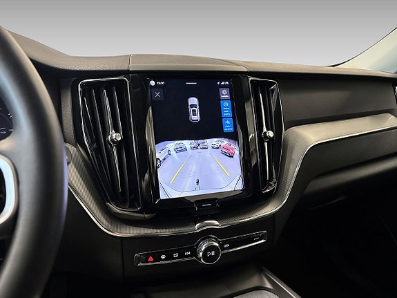 Volvo XC60 14 of 17