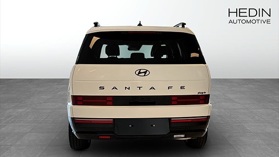 Hyundai Santa Fe 7 of 10