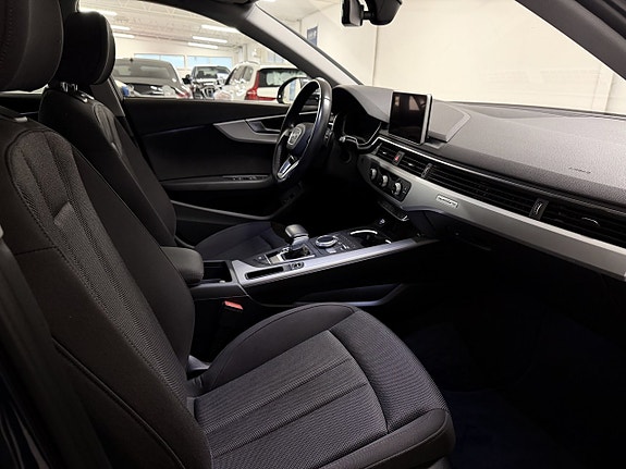 Audi A4 allroad 12 of 15