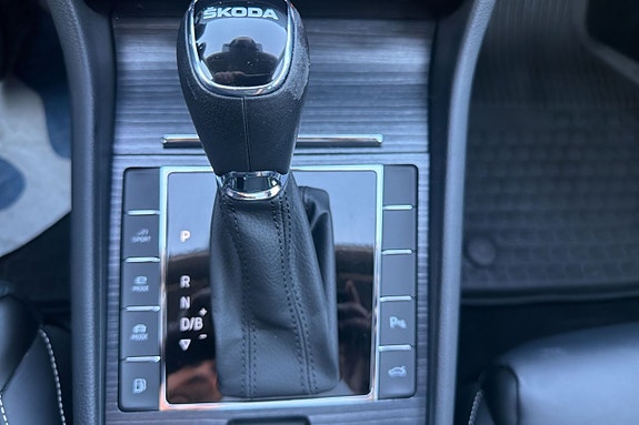 Skoda Superb 15 of 20