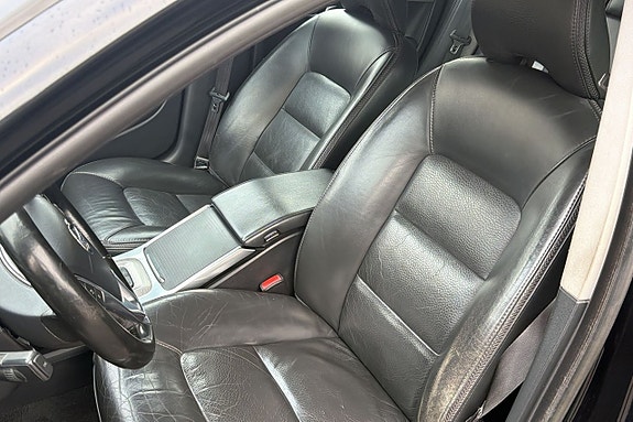 Volvo XC70 7 of 14