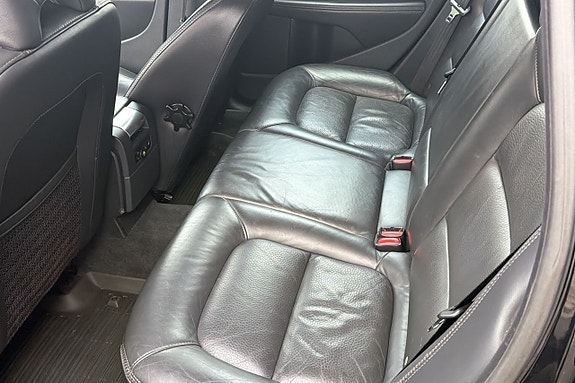 Volvo XC70 8 of 14