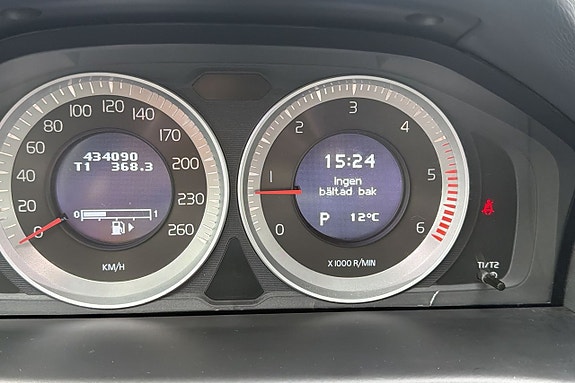 Volvo XC70 9 of 14