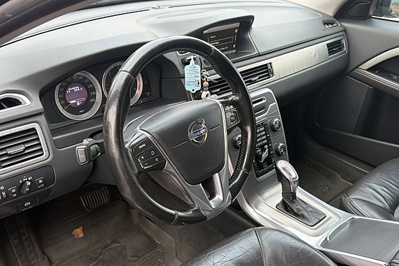 Volvo XC70 6 of 14