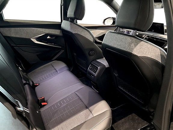 Peugeot 3008 12 of 15