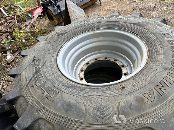 Twindäck/fälg Belshina 620/175R26 5 of 11