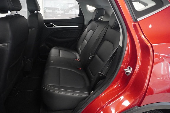 MG ZS 7 of 14