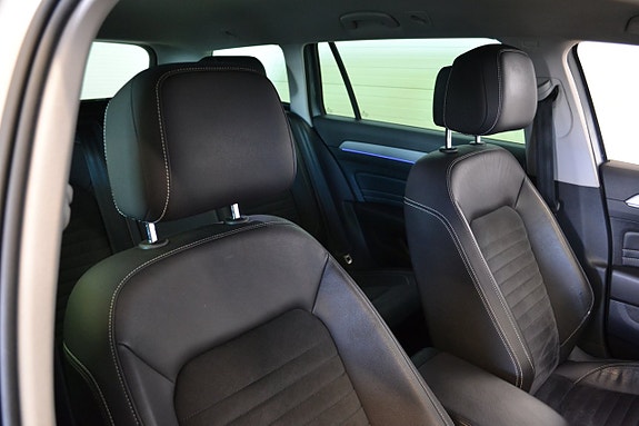 Volkswagen Passat 12 of 25