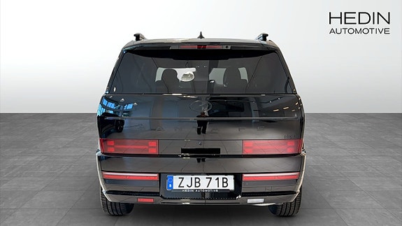 Hyundai Santa Fe 6 of 10