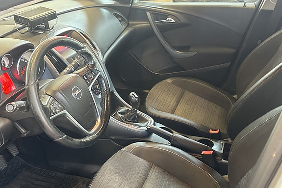 Opel Astra 13 of 17