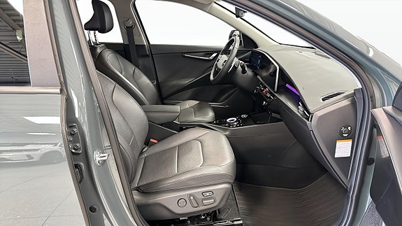 Kia Niro 3 of 12