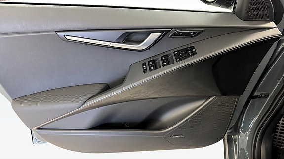 Kia Niro 11 of 12
