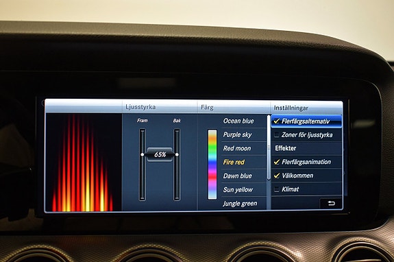 Mercedes-Benz E200 14 of 26