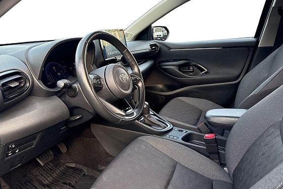 Toyota Yaris 14 of 21