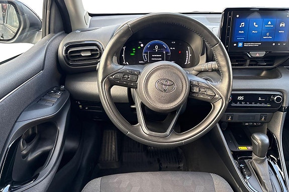 Toyota Yaris 11 of 21